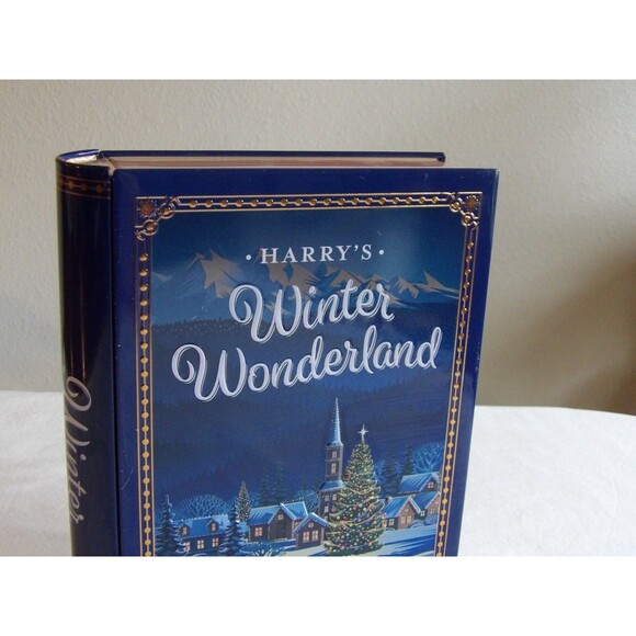 HOMEWORX by Harry Slatkin "Winter Wonderland" Book Tin set of 5 Scented Candles - Picture 3 of 16